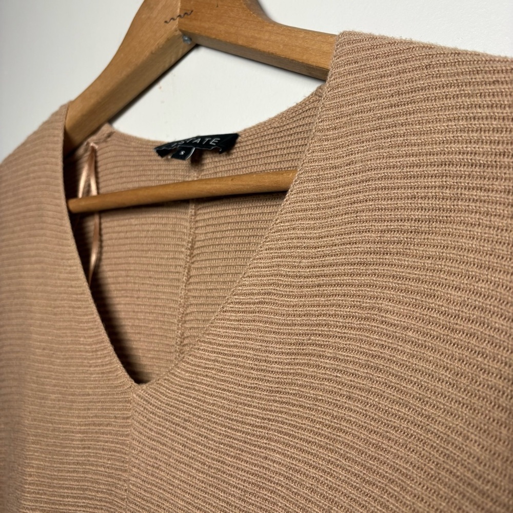 1. State Bishop Sleeve V-Neck Lightweight Sweater Cotton Viscose Brown Sz Small - Picture 3 of 9